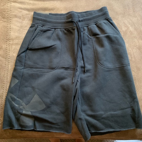 Under Armour Sweat shorts - Picture 1 of 4